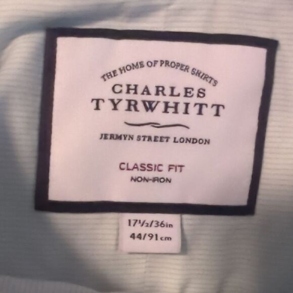 Charles Tyrwhitt men’s dress shirt | light green button-up classic business - Picture 2 of 2